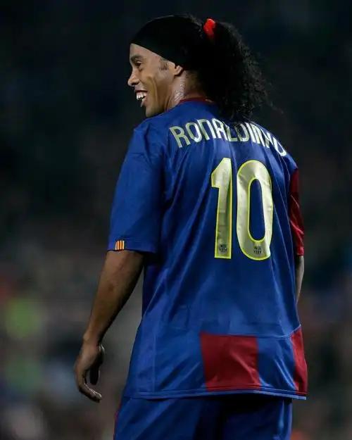 是对立面 是对立面